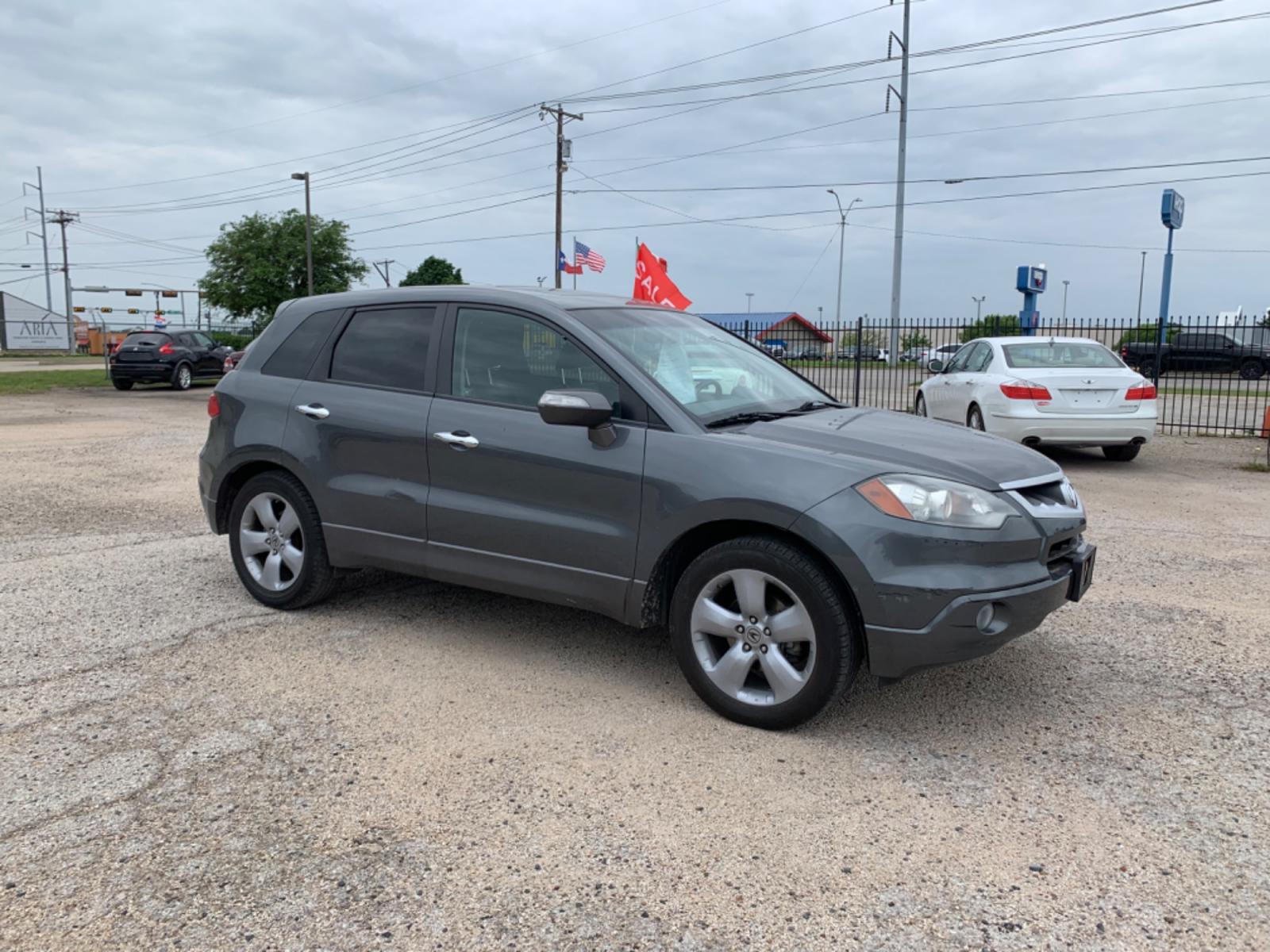 2009 Silver /Black Acura RDX (5J8TB18239A) with an 2.3L L4 DOHC 16V engine, Automatic transmission, located at 1830 North Belt Line Road, Irving, TX, 75061, (469) 524-0199, 32.834373, -96.993584 - Photo #6